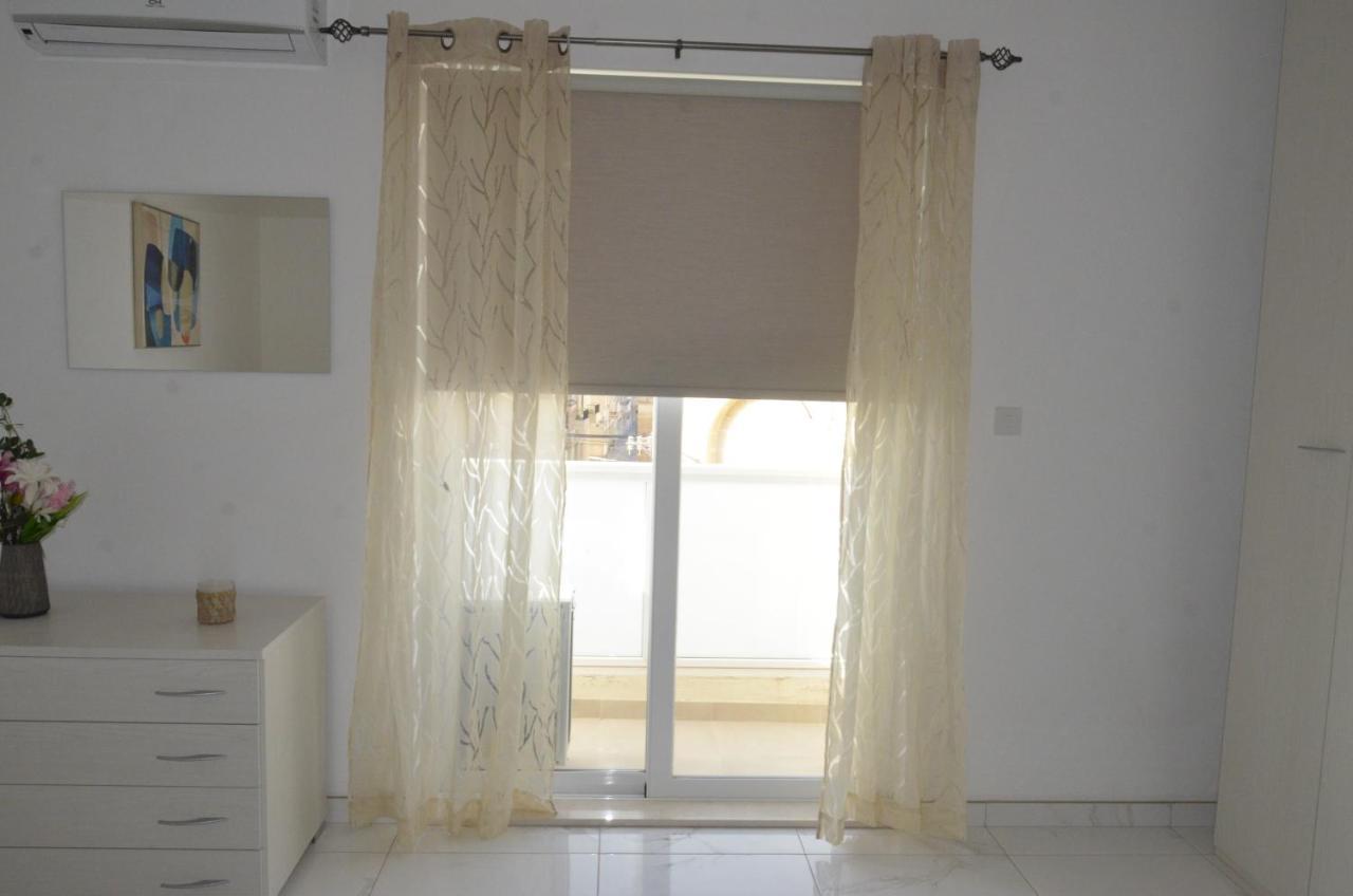 Lorenza Letting Apartment Marsaxlokk Exterior foto